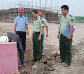 �����F(xi��n)��(ch��ng)�z�鹤��